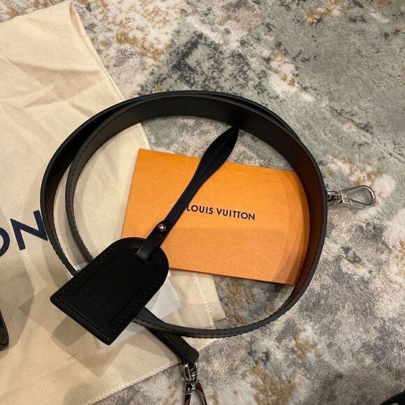 Louis Vuitton Grenelle PM - Picture 5 of 6